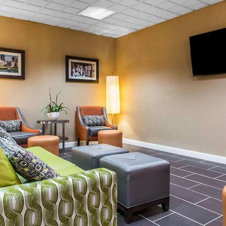 فندق كوالتيي إن New Kensington المظهر الخارجي الصورة
