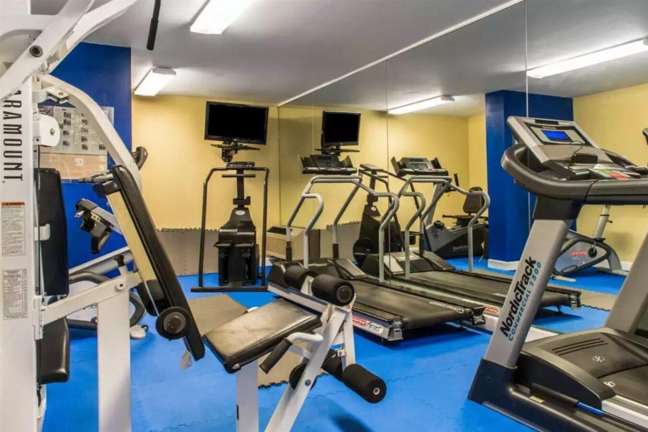 فندق كوالتيي إن New Kensington المظهر الخارجي الصورة